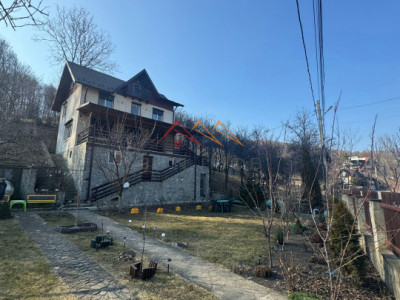 Casă de vacanță D+P+E+M, teren 559 m2, Lunca Mare, Prahova