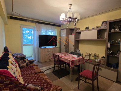 Apartament 3 camere, decomandat, centru, Ploiesti, Prahova
