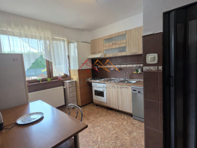 Casa 3 camere P+1, zona Soceram, liber, Campina, Prahova
