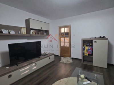 Apartament 3 camere, central, renovat recent, zona linistita, Campina
